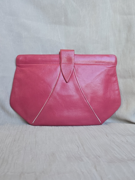 Charles Jourdan Handbags - Vintage Charles Jourdan Leather Clutch Bag